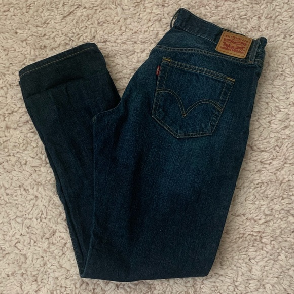 Levi’s Women’s Jeans - Picture 2 of 7
